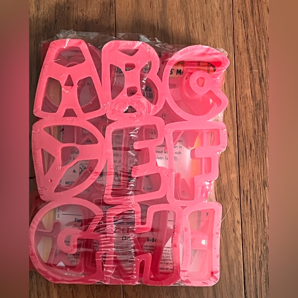 Jello Alphabet Jigglers Molds Letters Spell Fun Cookie Cutters - Picture 2 of 2